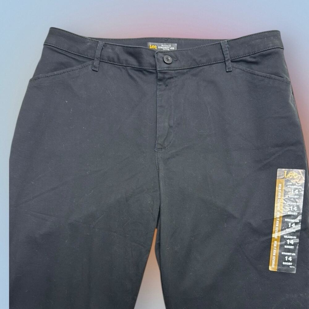 LEE Women’s 14 Short Black EFFORTLESS WASH & WEAR Pants
